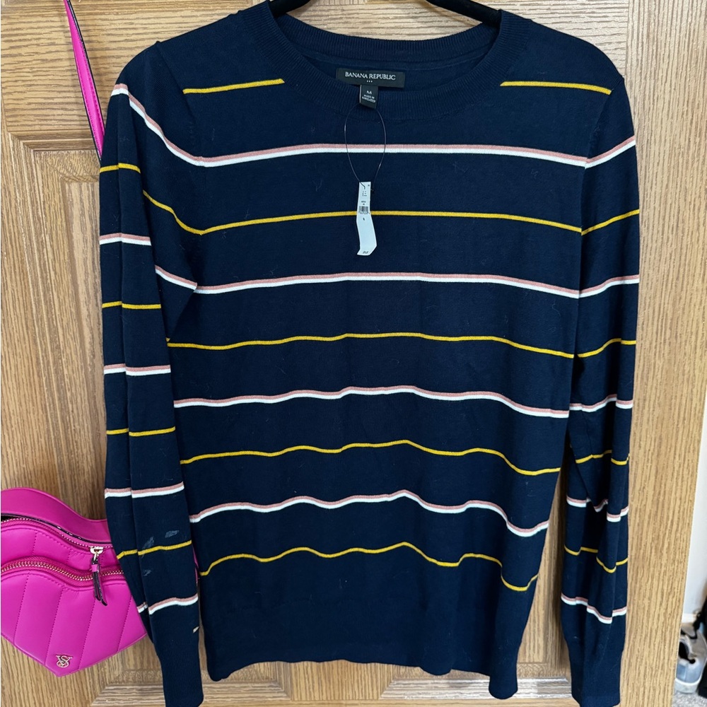 Banana Republic women’s Crewneck Sweater - Navy, Yellow, White